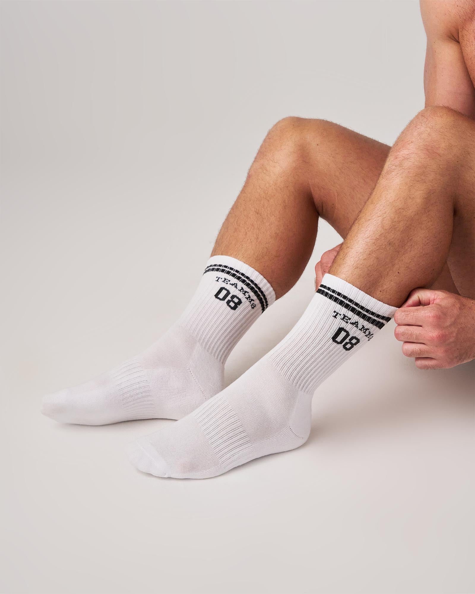 Est. 08 Crew Socks - White|Black