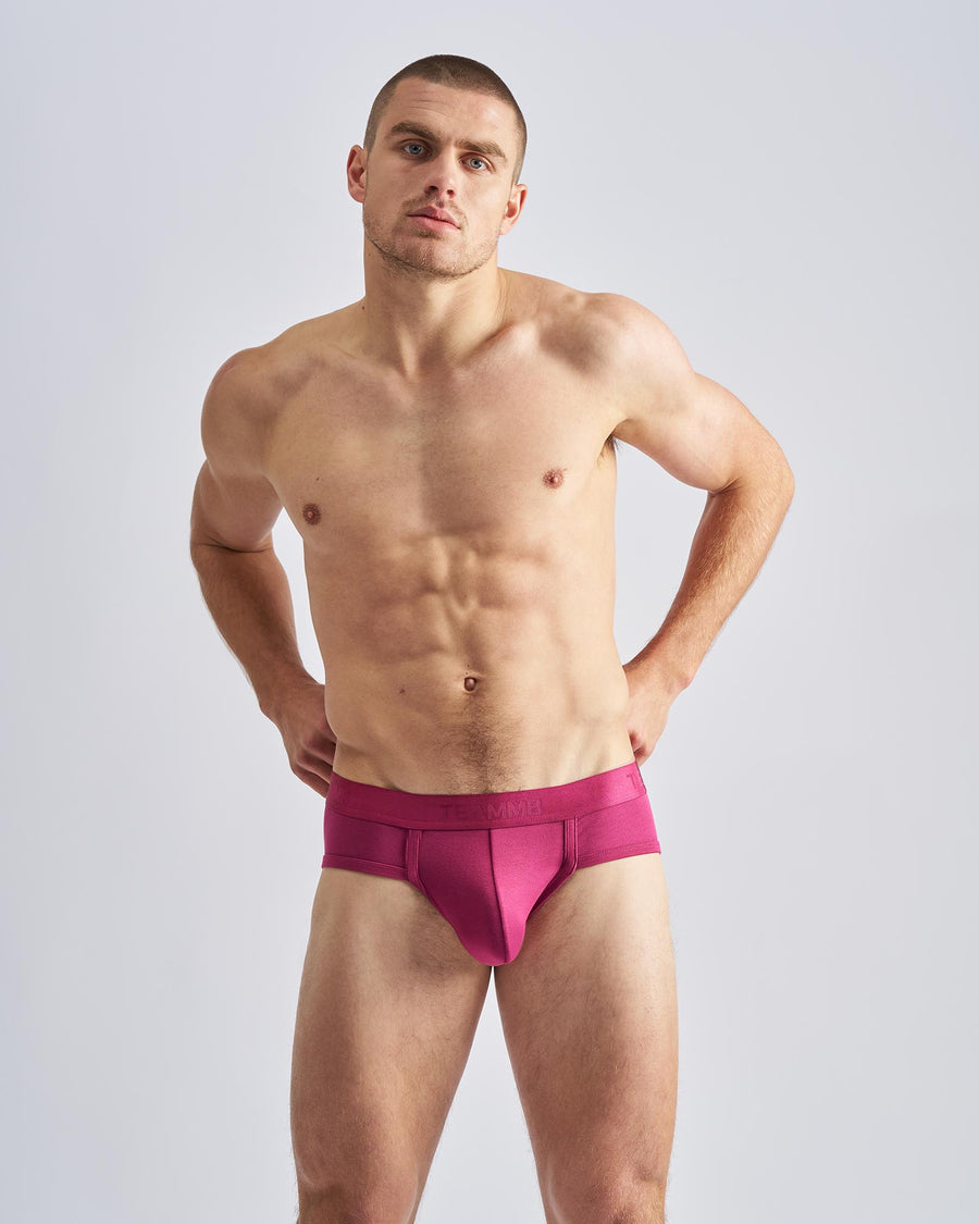 Reign Brief - Ruby